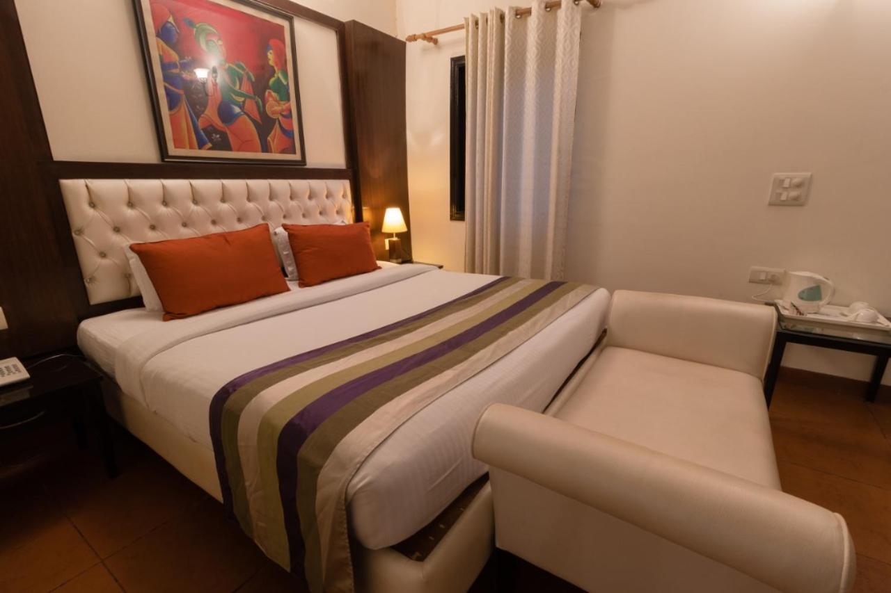 Naturoville Wellness Resort Rishikesh - Surrounded By Nature, Rooted In Wellness Doiwala Ngoại thất bức ảnh